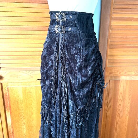 Devil Fashion Gothic Victorian High Waist Rose Velvet Aristocrat Skirt - Picture 6 of 17